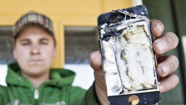 Il video dell'autocombustione di un iPhone