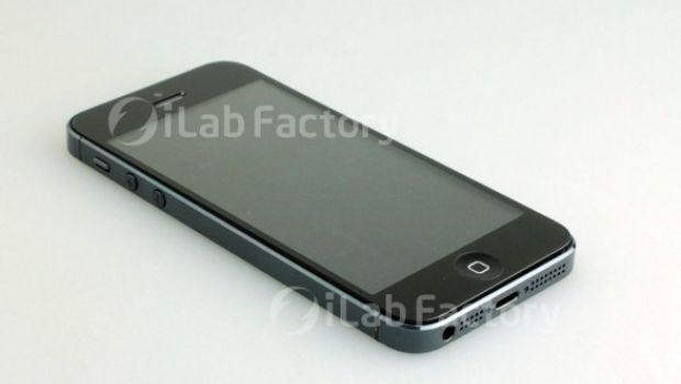 Prime foto di un iPhone 5 completamente assemblato?