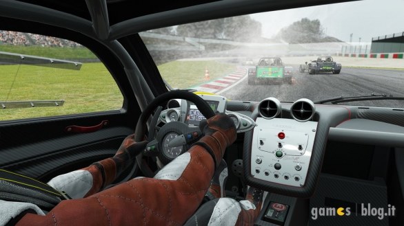Project CARS: l'effetto pioggia in immagini e video