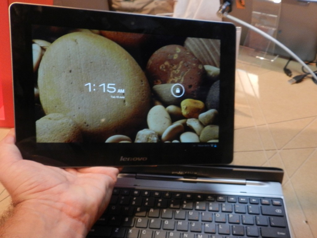 Lenovo S2110 Lenovo S2110