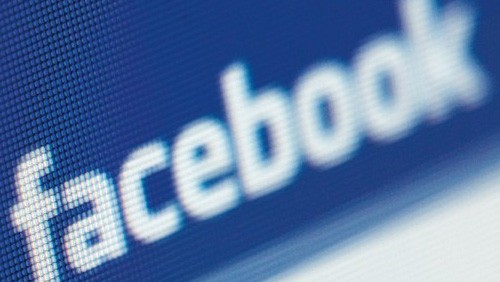 Facebook non paga le tasse nel Regno Unito