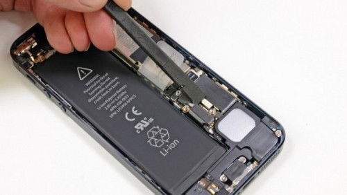 iPhone 5 smontato da iFixit: riparabilità 7 su 10