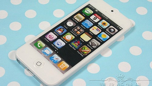 Apple iPhone 5 già da record: impazza su eBay la corsa alla vendita dei vecchi modelli