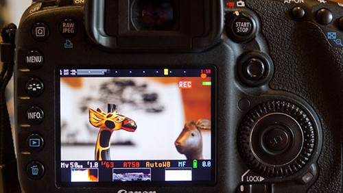 Canon EOS 7D, disponibile il firmware Magic Lantern