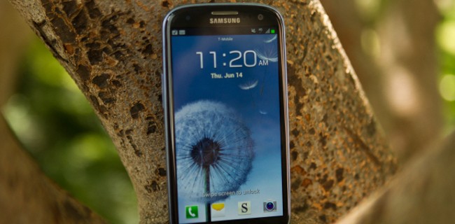 Samsung è il nuovo re del mobile