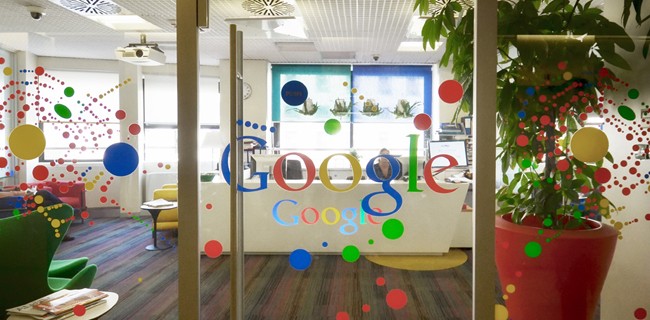 Le Fiamme Gialle negli uffici di Google Italia