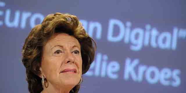 Kroes in Italia: credo nella crescita digitale