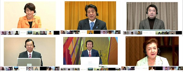 Giappone: i canditati per la guida del paese si sono confrontati con gli elettori attraverso un hangout di Google+ Giappone: i canditati per la guida del paese si sono confrontati con gli elettori attraverso un hangout di Google+