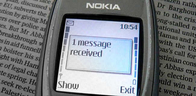 20 anni fa veniva inviato il primo SMS