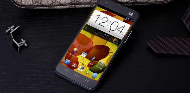 CES 2013: ZTE Grand S, potente e raffinato