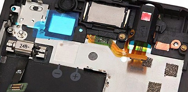 BlackBerry Z10, spunta il display da 4,3 pollici