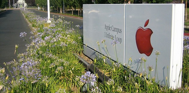 Apple assume un ex dirigente Rolls Royce