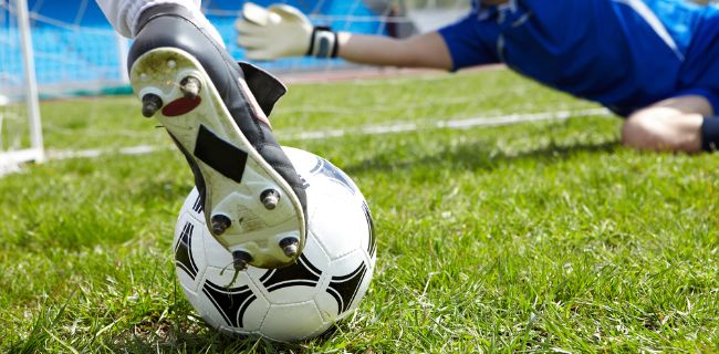 La FIFA apre alla tecnologia sui campi di calcio