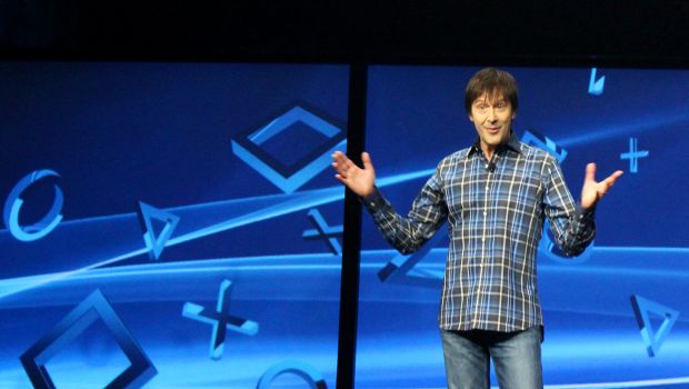 PlayStation 4: prezzo dei giochi variabile, settore mobile importante ma non troppo