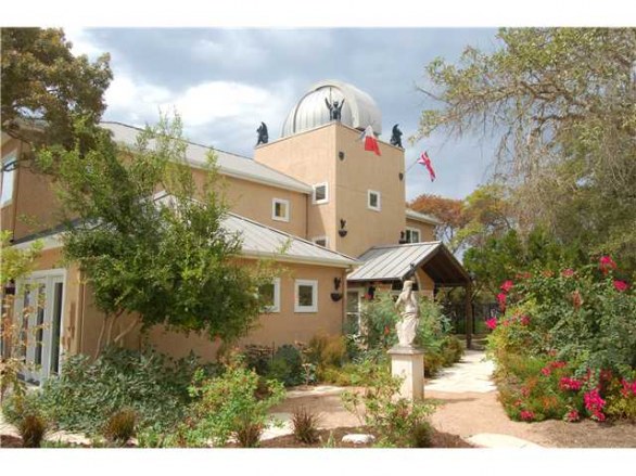 Lord British non riesce proprio a vendere casa - galleria immagini