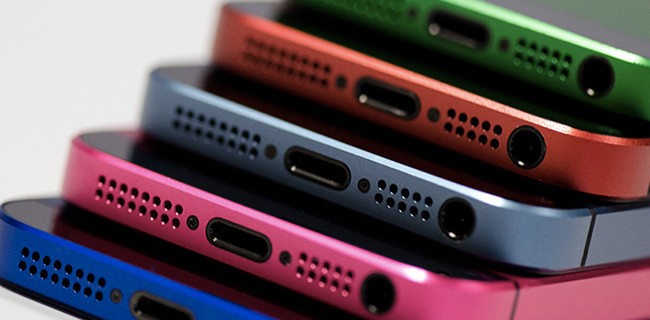 iPhone, due phablet in arrivo insieme al low cost