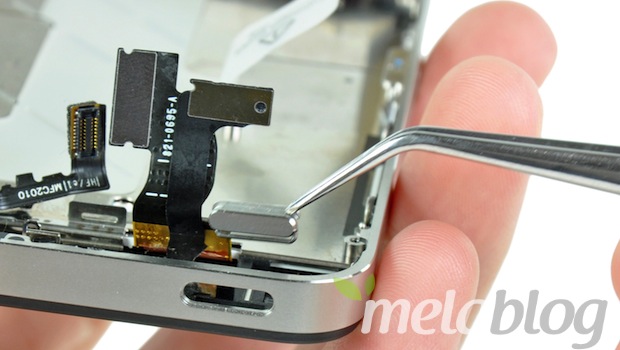 iPhone 4, Class Action contro Apple per il pulsante d'accensione difettoso