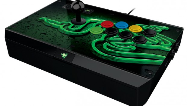 Razer Atrox Arcade Stick, un controller da 200$ in stile arcade old-school per i nostalgici