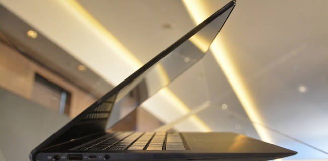 ASUS Zenbook Infinity, ultrabook con Gorilla Glass