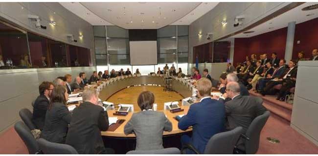 Intercettazioni Usa: Italia ed Europa nicchiano