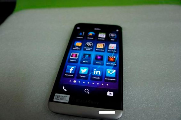 La parte frontale del BlackBerry A10