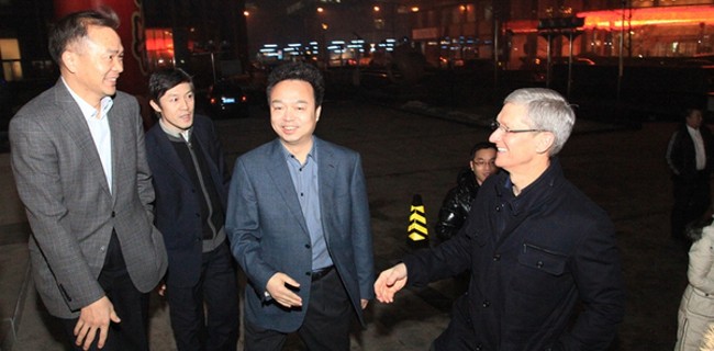 Tim Cook in Cina, forse per il lancio di iPhone 5C