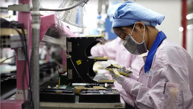 iPhone 5S: Foxconn assume 90 mila nuovi operai
