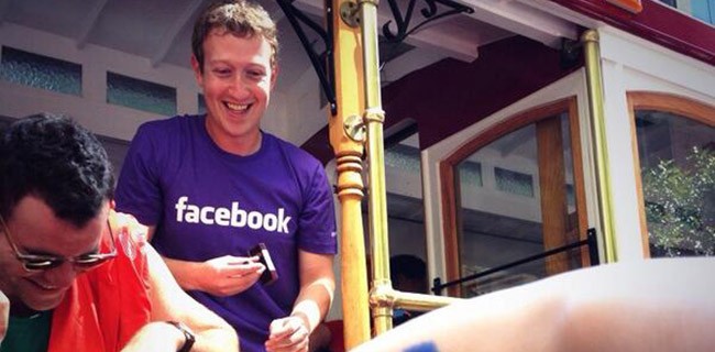 Mark Zuckerberg al Gay Pride di San Francisco