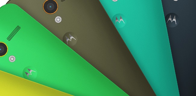 Moto X, via le pubblicità con riferimenti sessuali