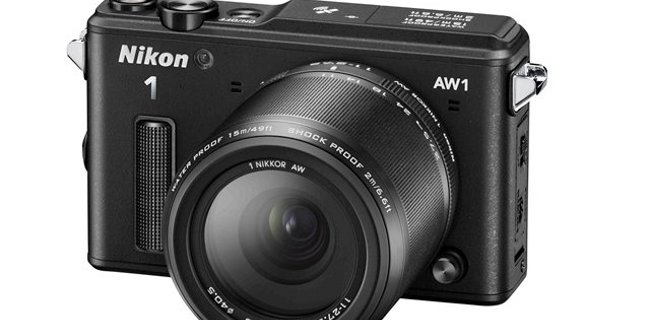 Nikon, la prima mirrorless impermeabile e antiurto