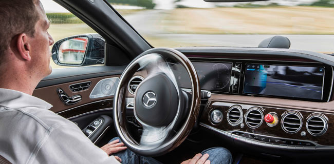 La Mercedes-Benz Classe S 500 che viaggia da sola