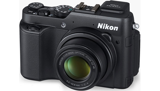 Nikon Coolpix P7800