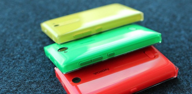 Nuovi Nokia Asha 500, 502 e 503: caratteristiche