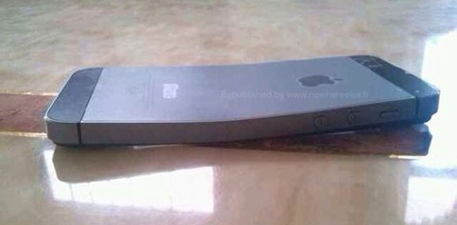 iPhone 5S non è un device da tasca: si piega