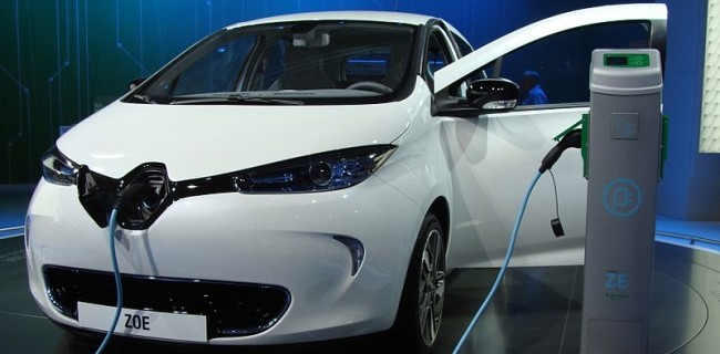Renault Zoe, la prima auto elettrica con i DRM