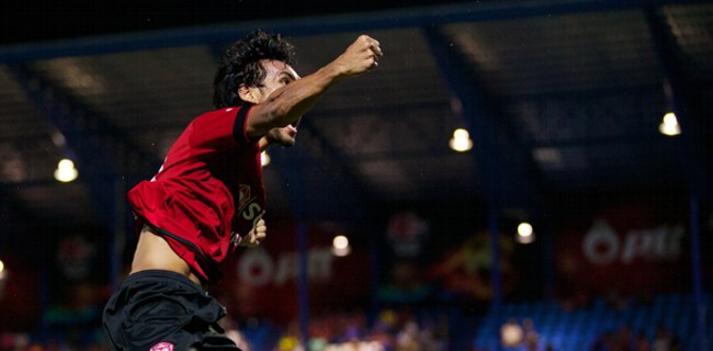 Premier League, scende in campo YouTube