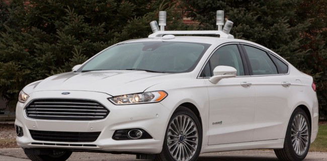 Ford annuncia una Focus Hybrid automatizzata