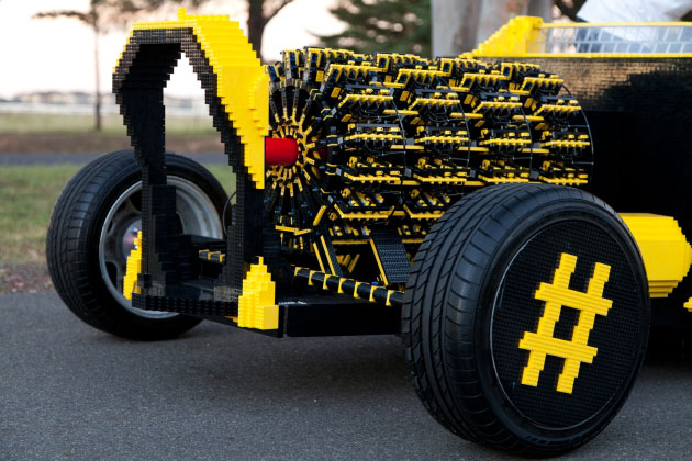 I quattro motori ad aria compressa della LEGO car.