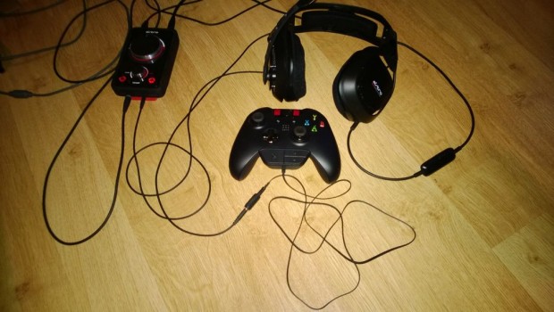 Xbox One, le guide per trasformare la cuffia in un adattatore universale