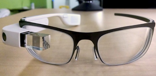 Google Glass e occhiali da vista: nuove immagini