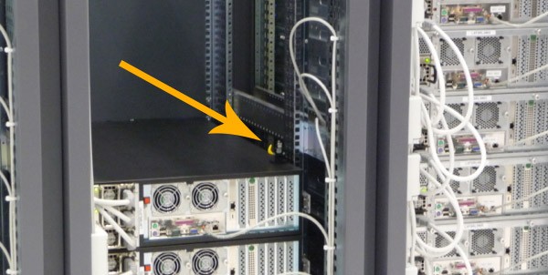 Uno dei personaggi LEGO nascosti tra i server del CERN, fotografati dal team di Google Street View