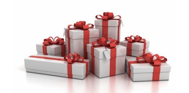 Natale 2013: il 42% degli italiani comprerà online