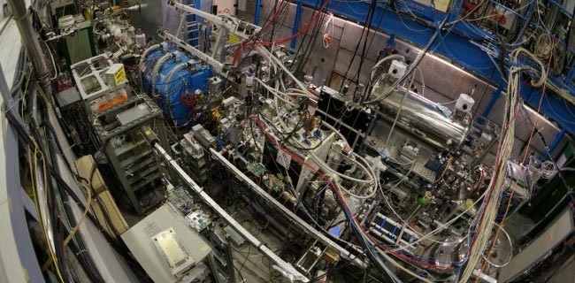 Il CERN produce e intrappola l'antimateria