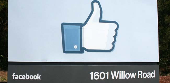 Facebook replica ironicamente a Princeton