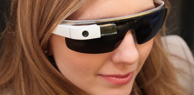 Google Glass al volante, via libera in UK?