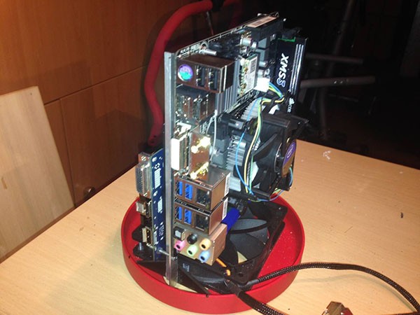 Mac Pro a cestino, l'interno