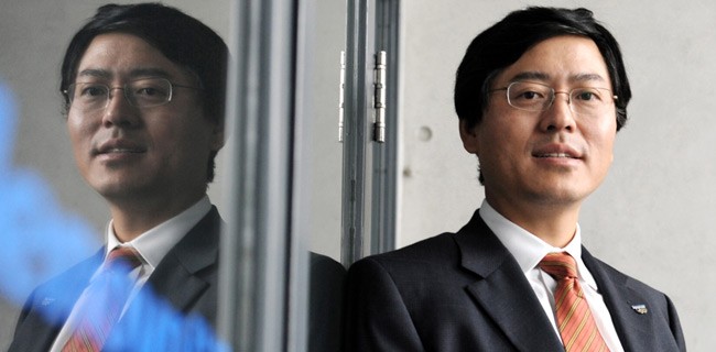 Con Motorola, Lenovo punta a Samsung e Apple