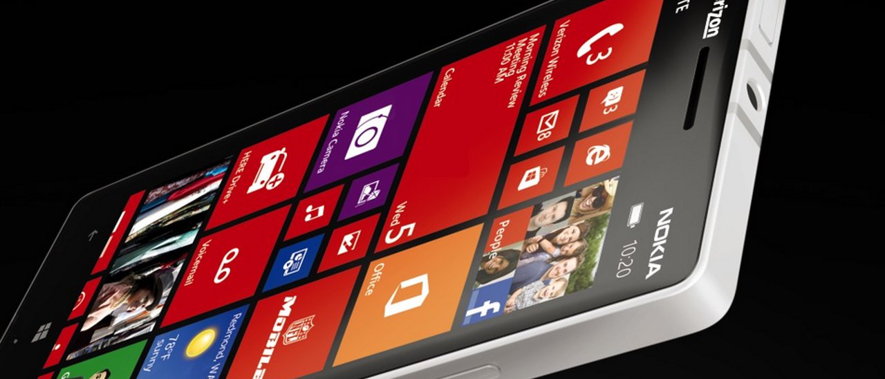 Nokia Lumia Icon: 5 pollici e fotocamera PureView