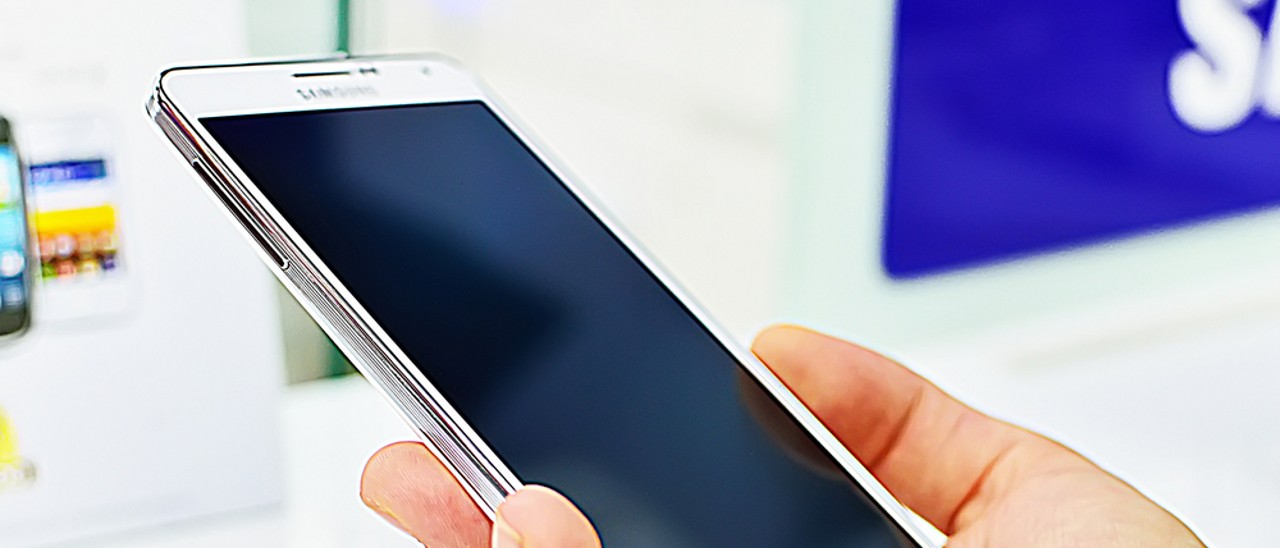 Samsung Galaxy S5: il tasto Home non ci sarà