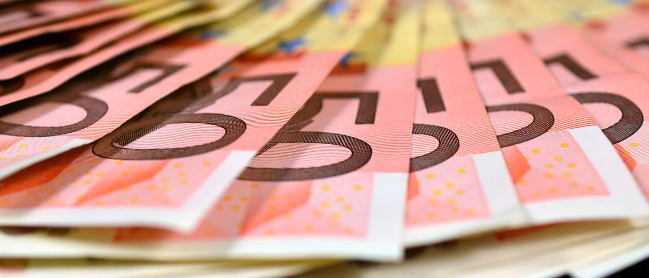 Euro debole: possibili rincari dell'high tech?